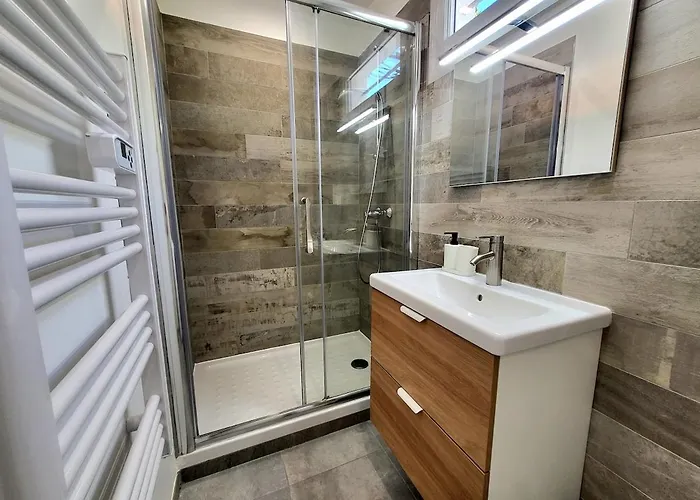 T2 Renove Jardin Et Parking Апартаменти *