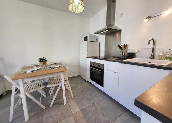 T2 Renove Jardin Et Parking Апартаменти Єр