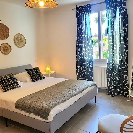 T2 Renove Jardin Et Parking Apartman