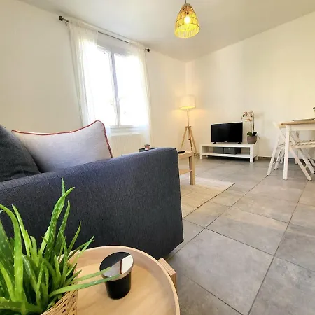 T2 Renove Jardin Et Parking Apartment *